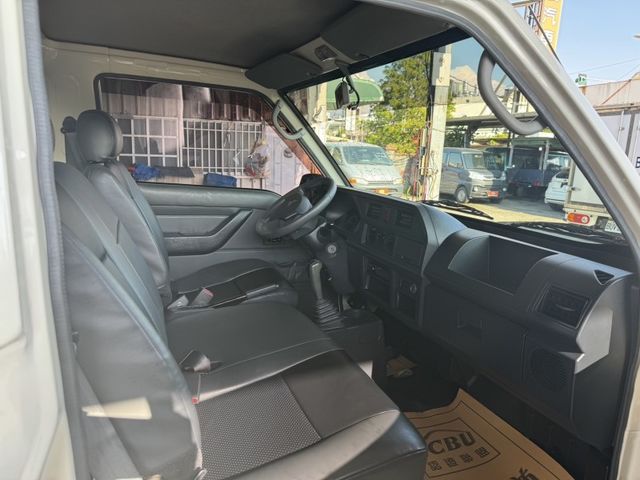 Mitsubishi Delica  第11張相片