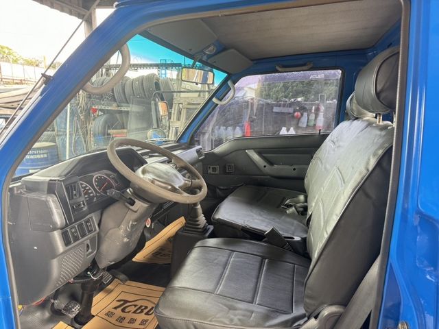 Mitsubishi Delica  第10張相片