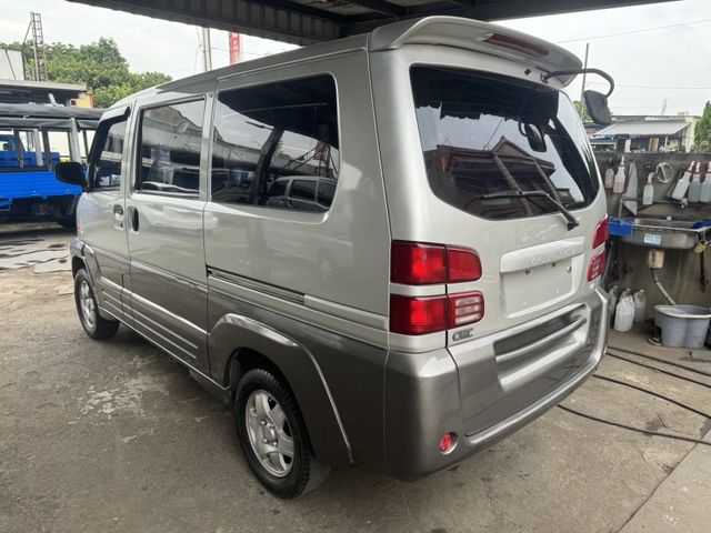 Mitsubishi Magic  第9張相片