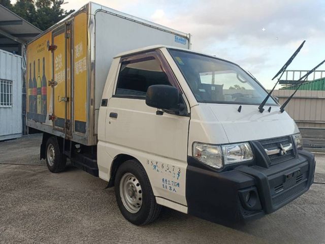 Mitsubishi Delica  第6張相片