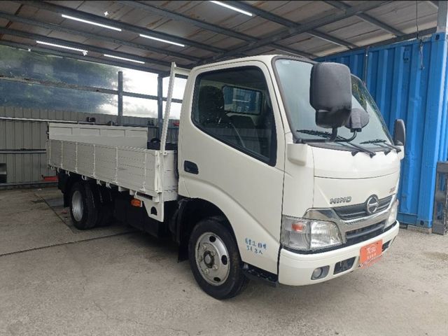 Hino 300  第7張相片