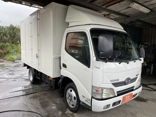 Hino 300  第7張相片