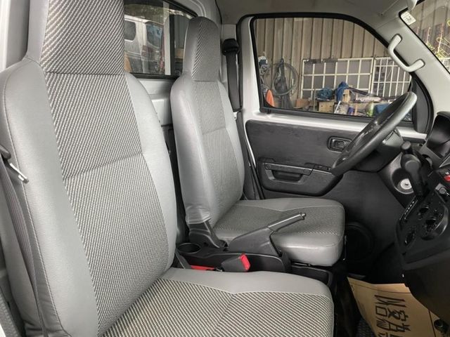 Toyota TOWN ACE  第12張相片