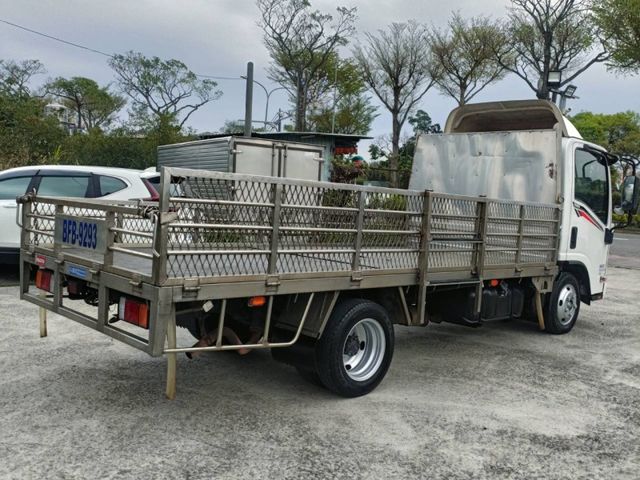 Isuzu Elf(一路發)  第5張相片