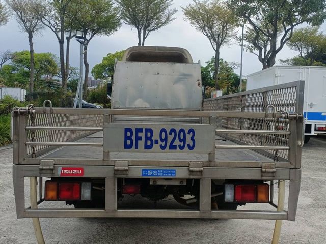 Isuzu Elf(一路發)  第7張相片