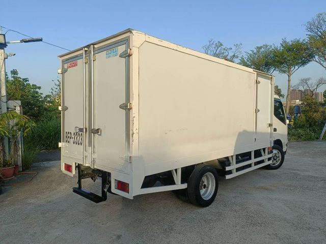Hino 300  第6張相片