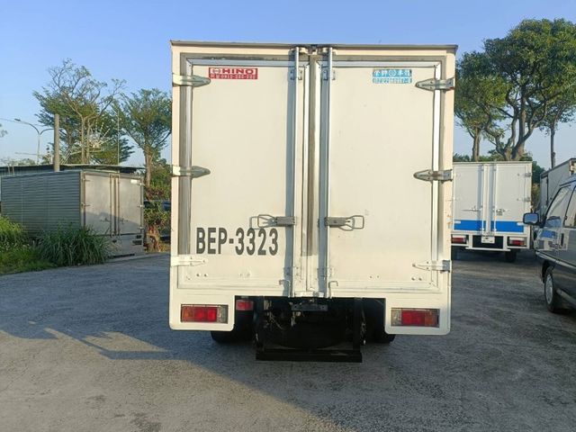 Hino 300  第7張相片