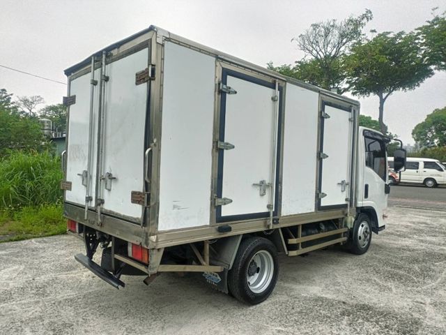 Isuzu Elf(一路發)  第6張相片