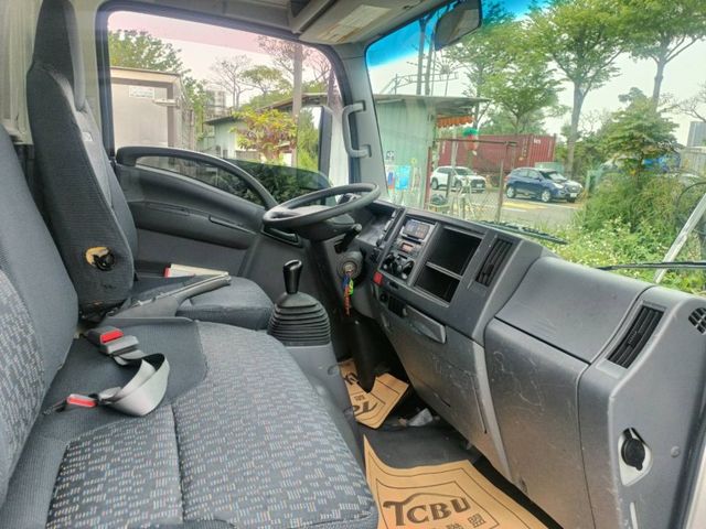Isuzu Elf(一路發)  第10張相片
