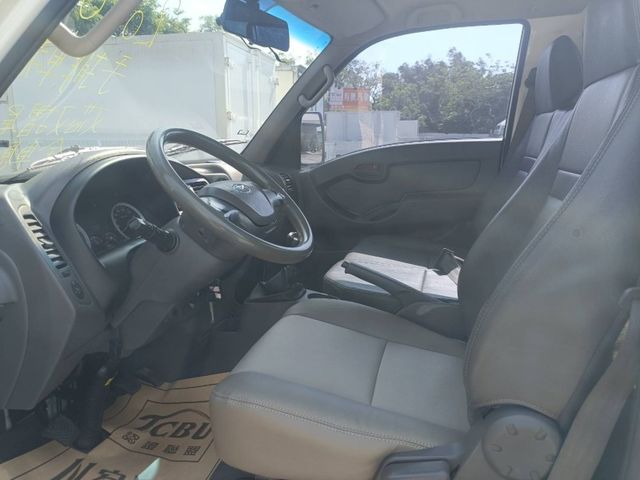 Hyundai Porter  第9張相片