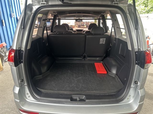 (實車實照實價)2017年/全車原/可認證/只跑4萬7/內裝外觀超漂亮/有新車味  第7張相片