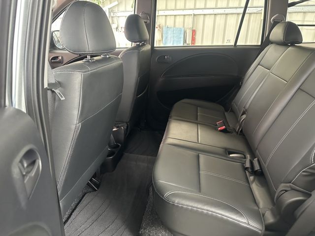 (實車實照實價)2017年/全車原/可認證/只跑4萬7/內裝外觀超漂亮/有新車味  第10張相片