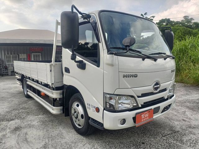 Hino 300  第4張相片