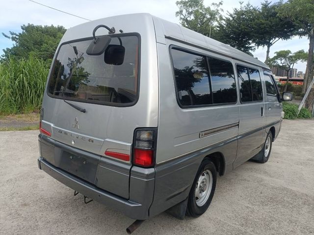 Mitsubishi Delica  第5張相片
