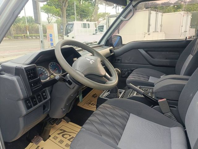 Mitsubishi Delica  第7張相片