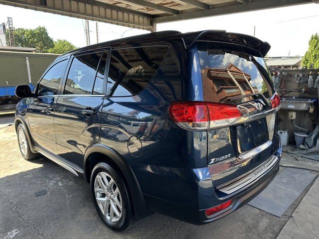 Mitsubishi Zinger  第6張相片