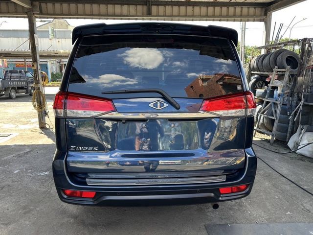 Mitsubishi Zinger  第7張相片