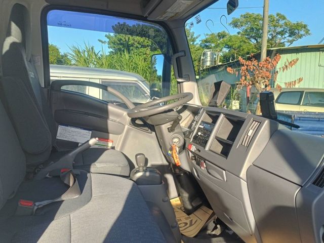 Isuzu Elf(一路發)  第10張相片