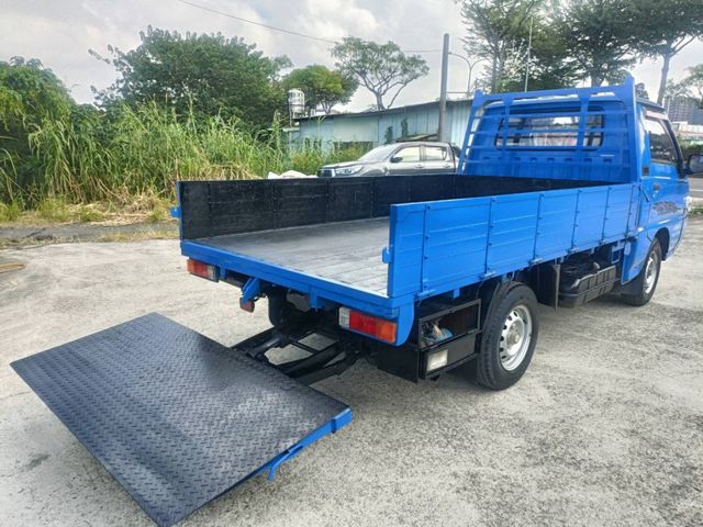 Mitsubishi Delica  第5張相片