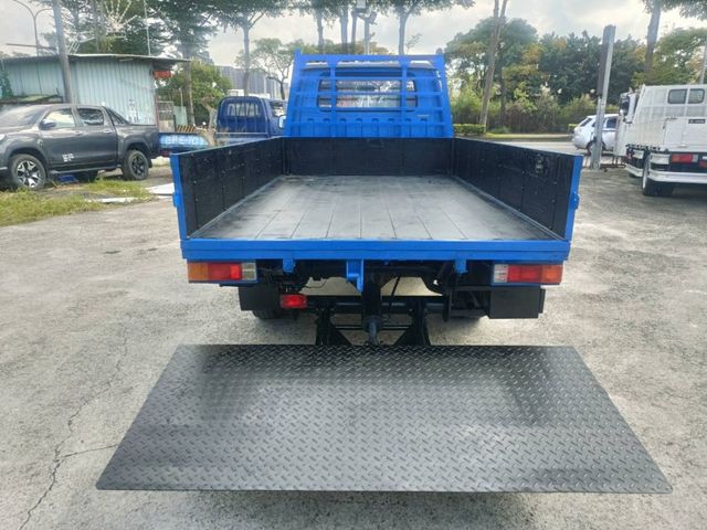 Mitsubishi Delica  第7張相片