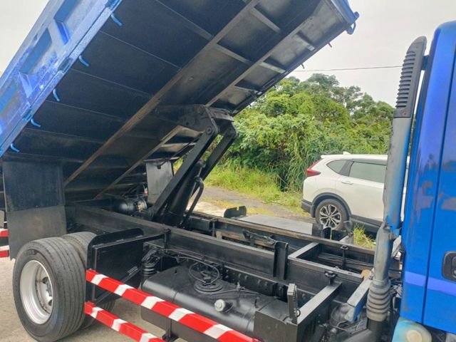 Mitsubishi Canter  第8張相片