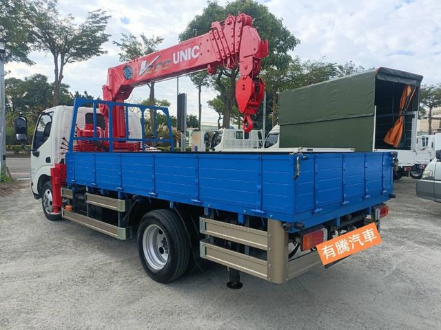 Hino 300  第12張相片