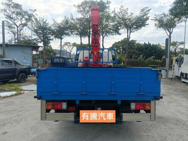 Hino 300  第13張相片