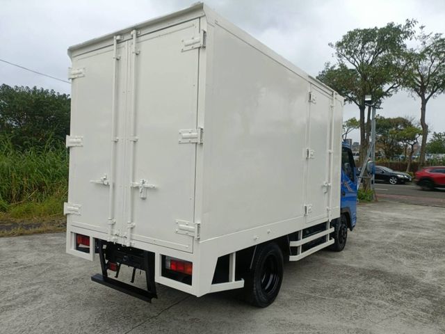 Mitsubishi Canter  第9張相片