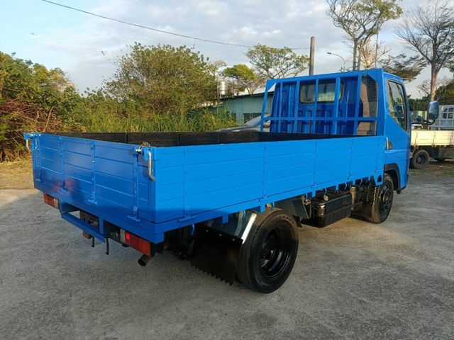 Mitsubishi Canter  第8張相片
