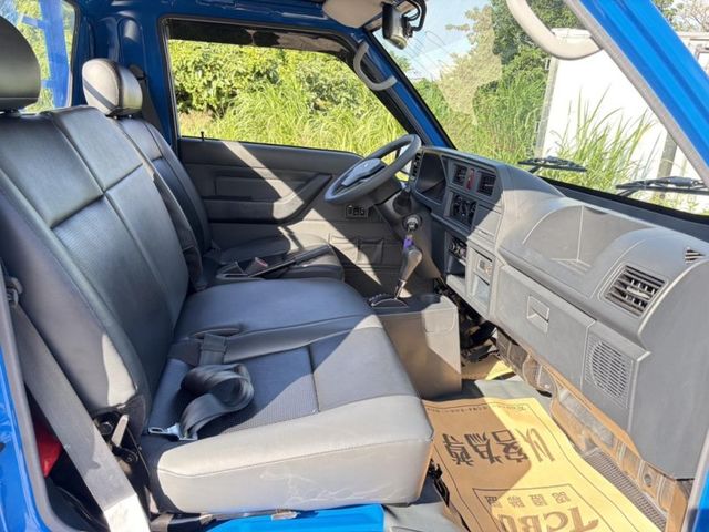 Mitsubishi Delica  第1張相片