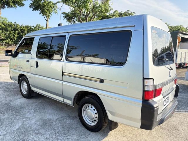 (實車實照實價)2020年/自排/5人座/空間大/車況內外漂亮/只跑8萬多公里  第9張相片