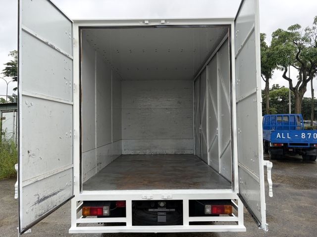 (實車實照實價)2021年/手排/四門高箱/車況漂亮/全車原鈑件/只跑10萬公里  第11張相片