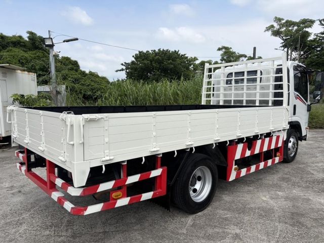 (實車實照實價)2018年/14呎/7.5噸/手排/大馬力/原漆原鈑件/跑5萬9  第8張相片