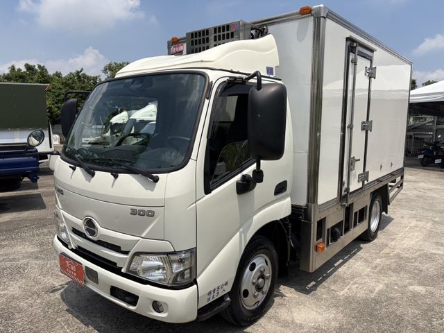 (實車實照實價)2023年/手排/正5噸/冷箱-25度/全車原鈑件/原廠保養  第4張相片