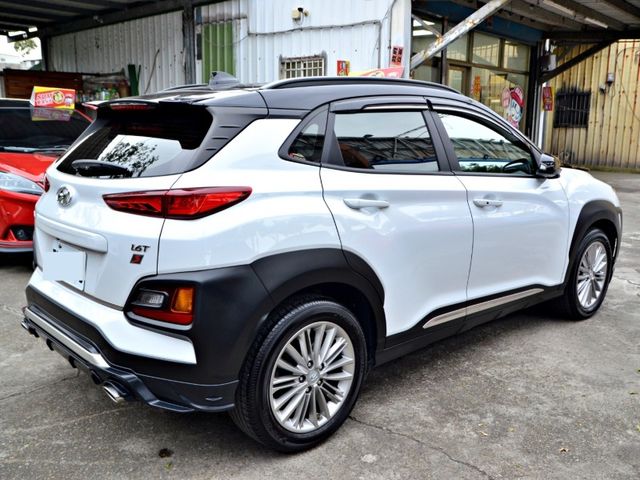 Hyundai Kona  第1張相片