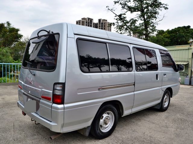 Mitsubishi Delica  第3張相片