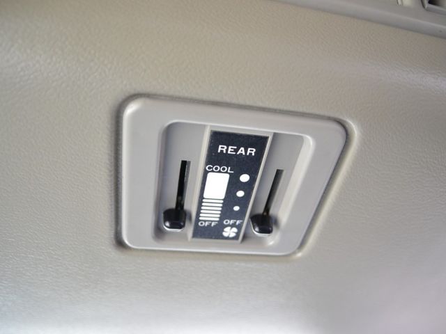 Mitsubishi Delica  第10張相片