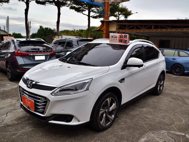 Luxgen U6 GT  第4張相片