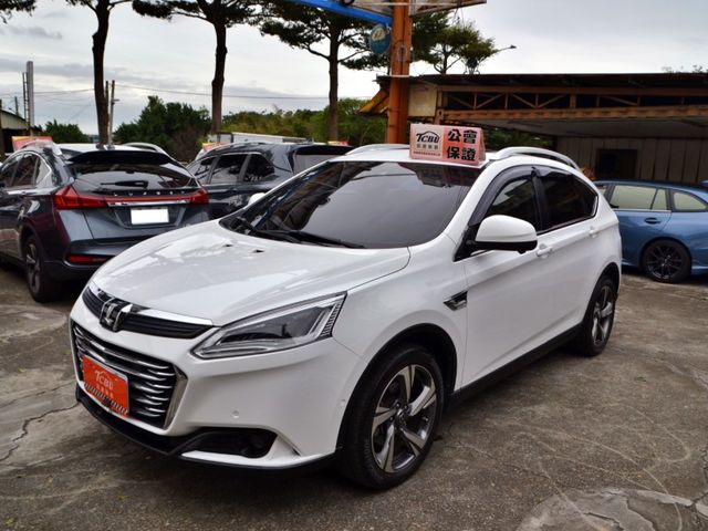 Luxgen U6 GT  第5張相片