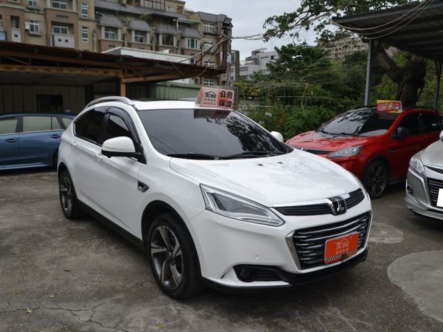 Luxgen U6 GT  第6張相片