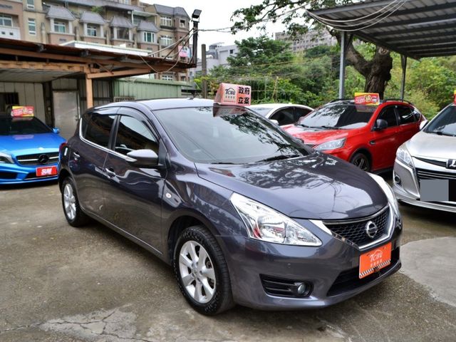 Nissan Tiida  第3張相片