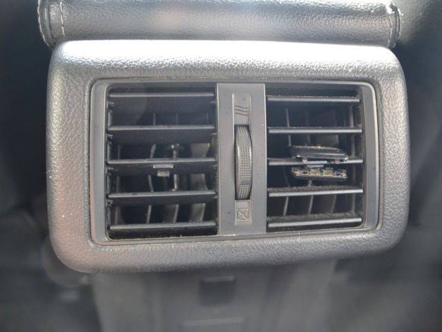 Mitsubishi Outlander  第11張相片