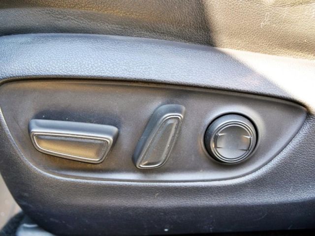 Toyota RAV4  第9張相片