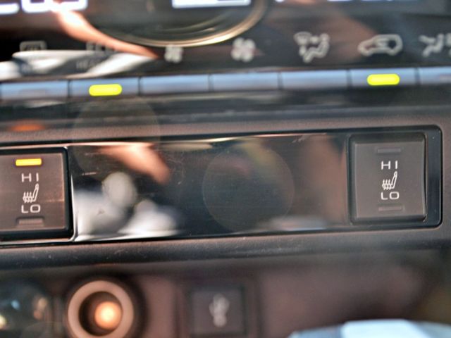 Toyota RAV4  第18張相片