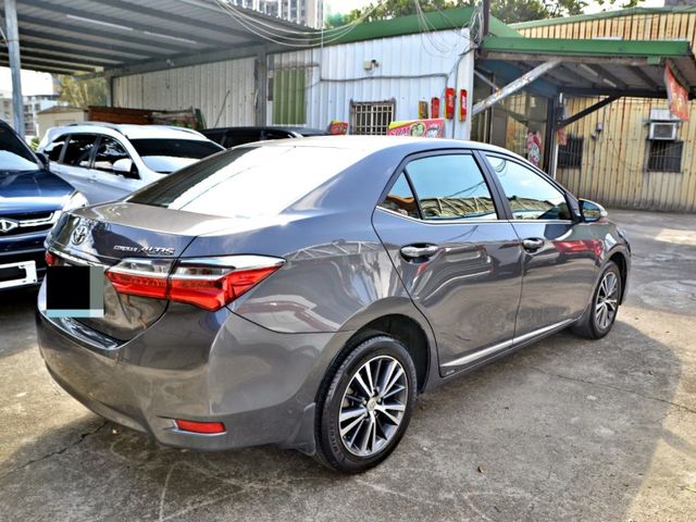 Toyota ALTIS  第20張相片
