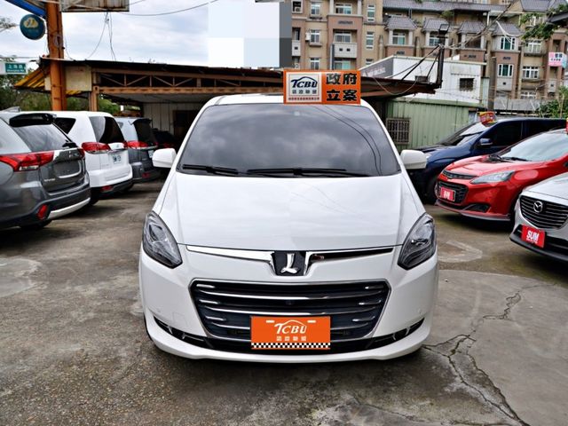 Luxgen M7  第3張相片