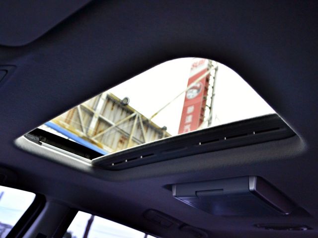 Luxgen M7  第14張相片
