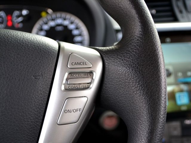 Nissan Sentra  第14張相片