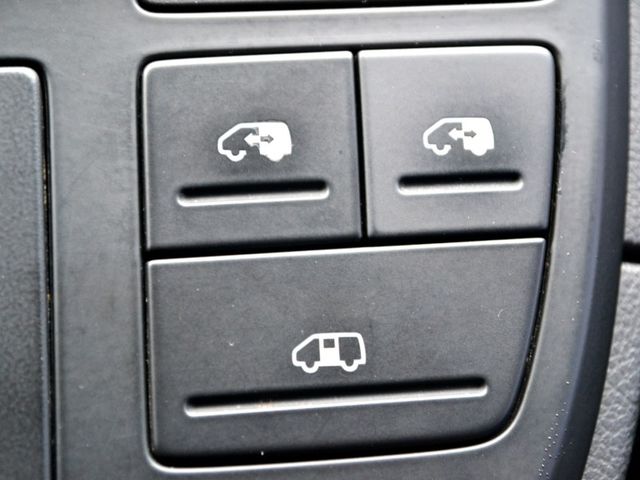 Volkswagen 福斯 T5  第22張相片