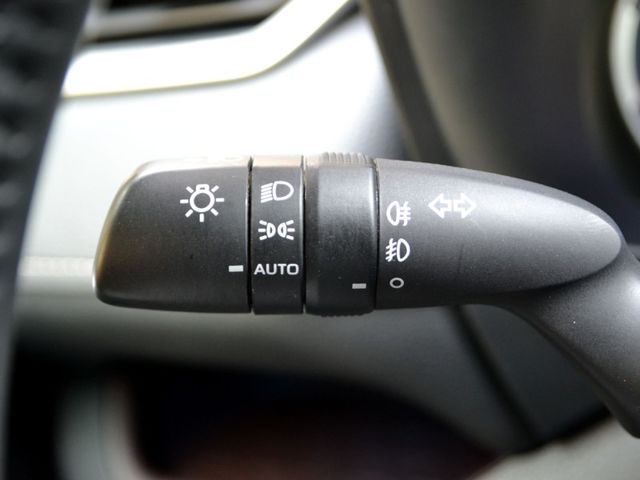 Toyota RAV4  第24張相片